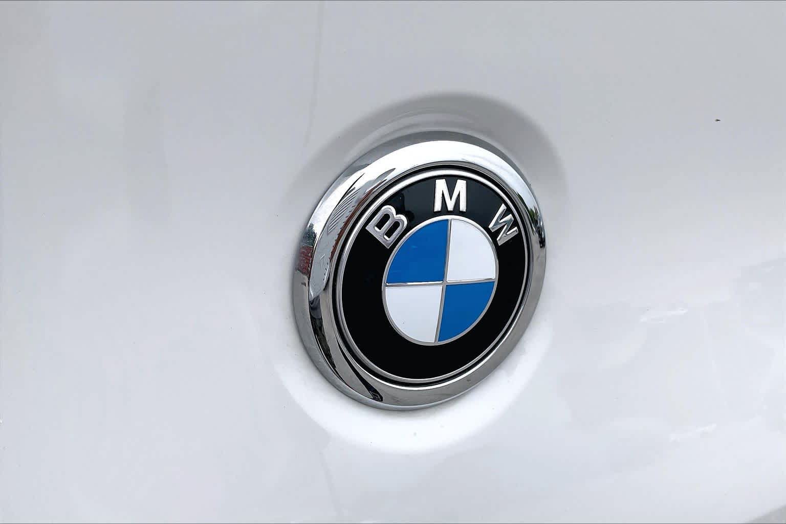 Used 2023 BMW X4 xDrive30i w/ Premium Package AWD/4WD image 31