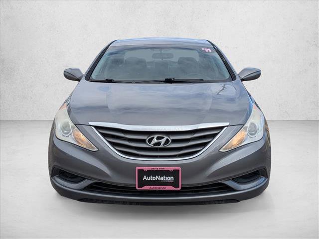 Used 2011 Hyundai Sonata GLS image 2