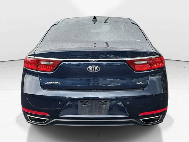 Used 2017 Kia Cadenza Limited FWD image 4