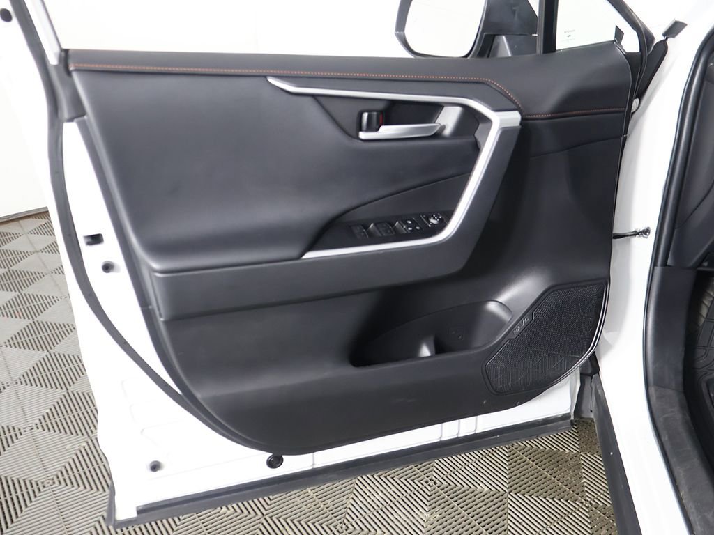 Used 2024 Toyota RAV4 Adventure image 20