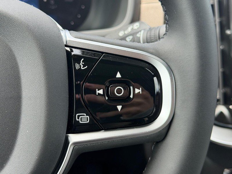 New 2026 Volvo XC90 T8 Ultra w/ Lounge Package AWD/4WD image 14