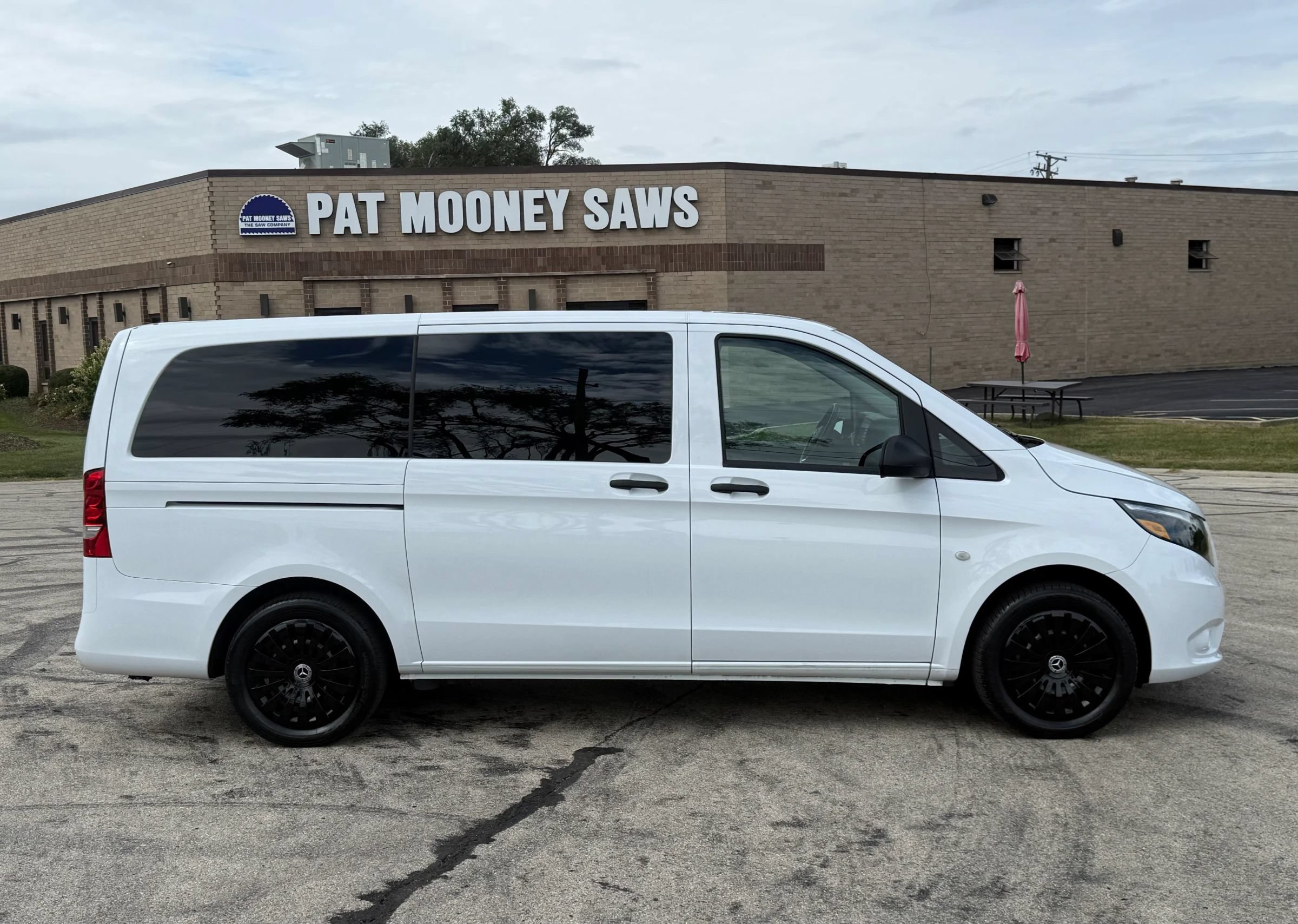 Used 2019 Mercedes-Benz Metris Passenger image 8