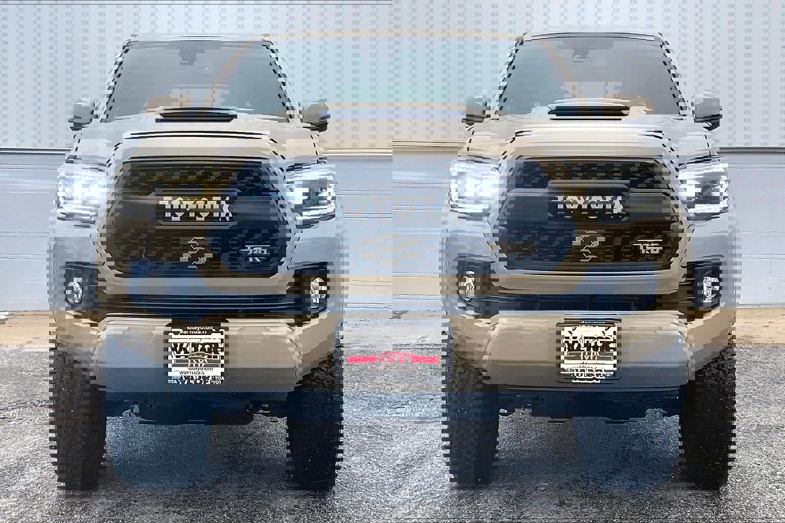 Used 2019 Toyota Tacoma TRD Sport image 3