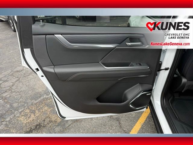 New 2026 GMC Acadia Elevation image 16