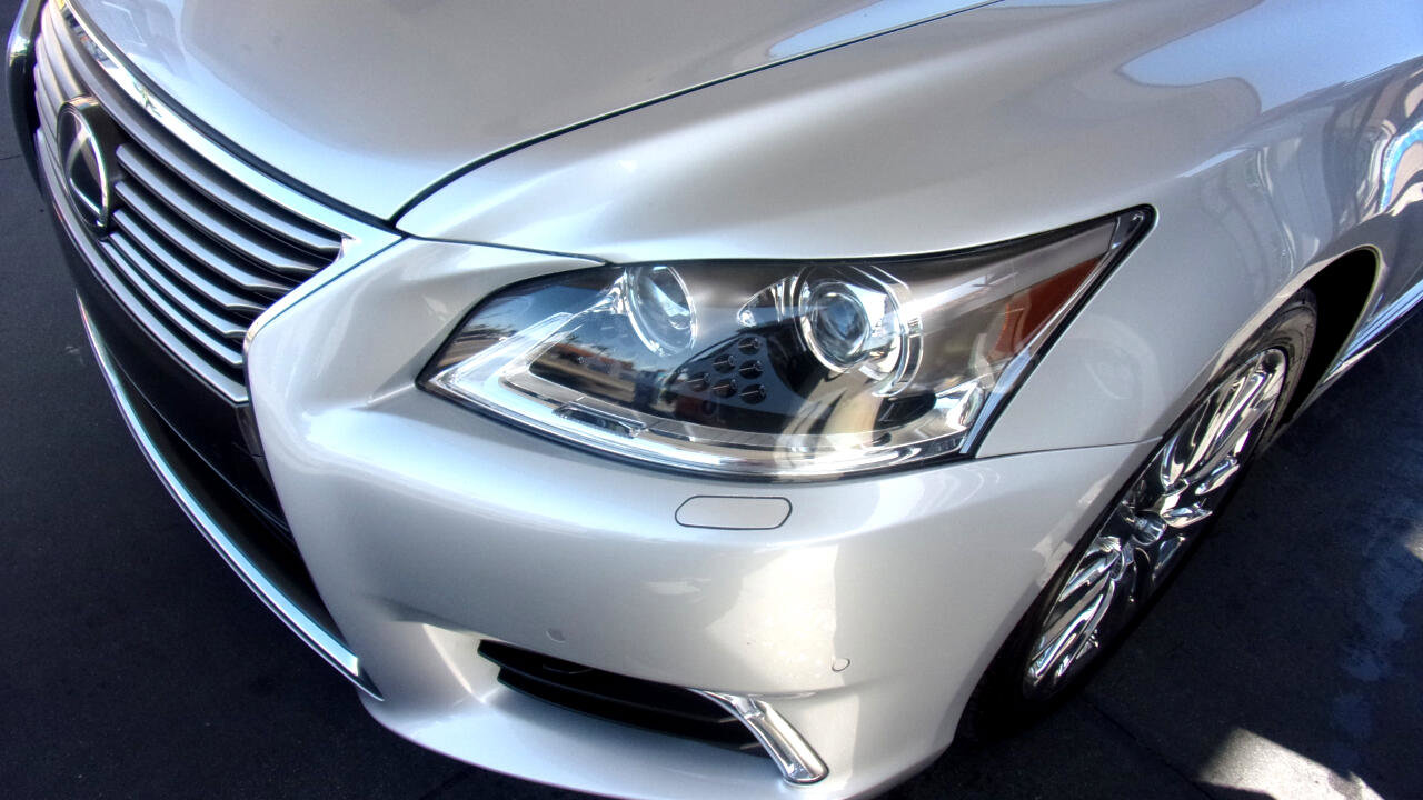 Used 2013 Lexus LS 460 w/ Comfort Pkg image 13