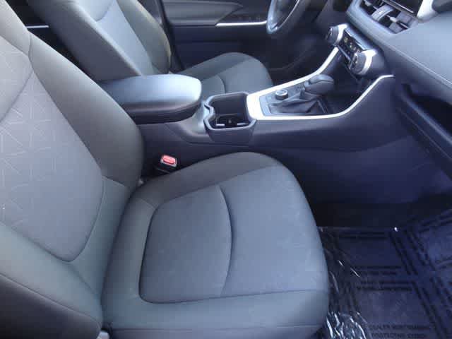 Certified 2025 Toyota RAV4 XLE AWD/4WD image 14