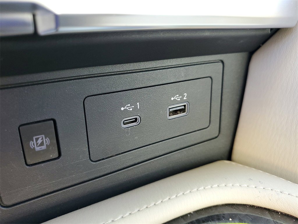 Used 2022 INFINITI QX80 Luxe w/ Cargo Package image 39