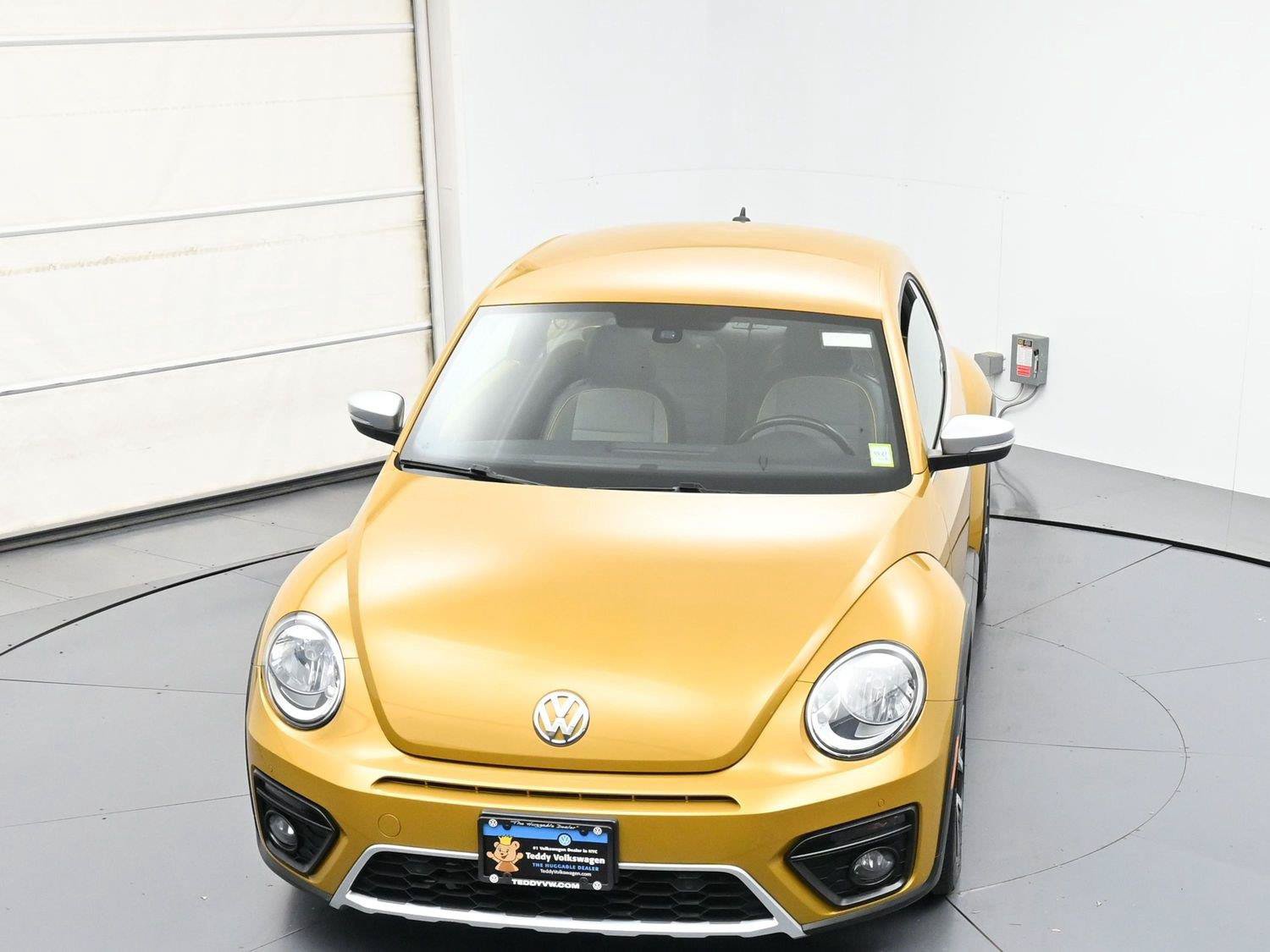 Used 2017 Volkswagen Beetle 1.8T Dune FWD image 39