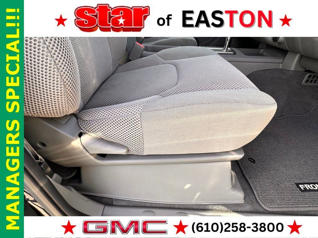 Used 2019 Nissan Frontier SV image 11