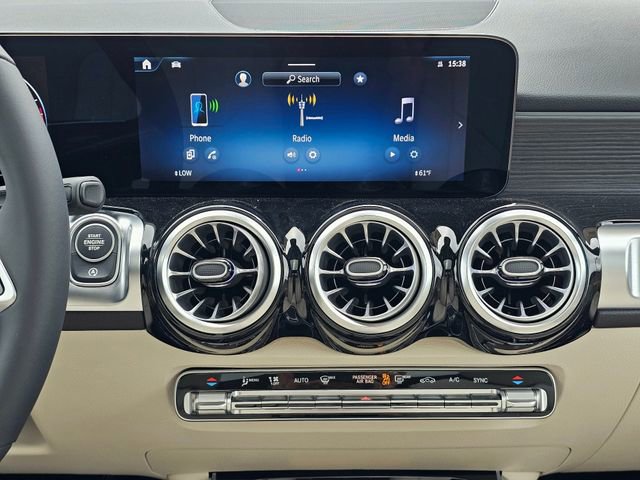 New 2026 Mercedes-Benz GLB 250 4MATIC image 32
