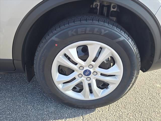 Used 2022 Ford Escape S image 30