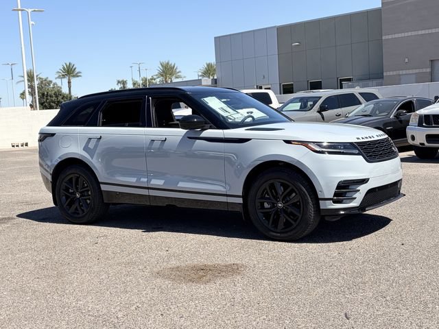 New 2026 Land Rover Range Rover Velar Dynamic SE AWD/4WD image 4