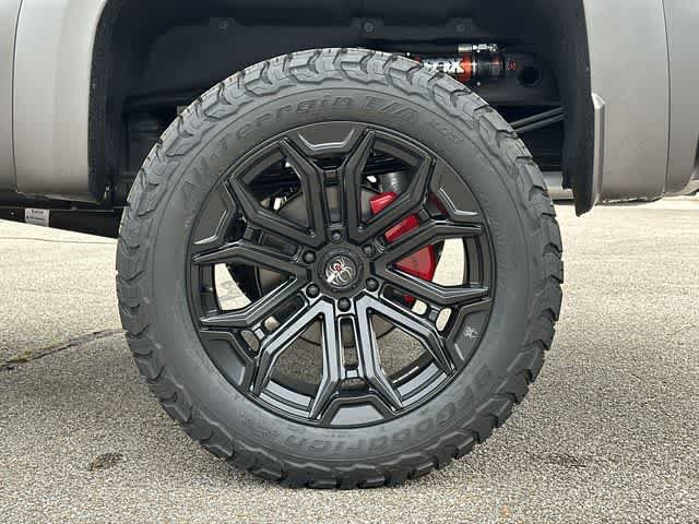 New 2026 GMC Sierra 1500 AT4 w/ AT4 Premium Package AWD/4WD image 14