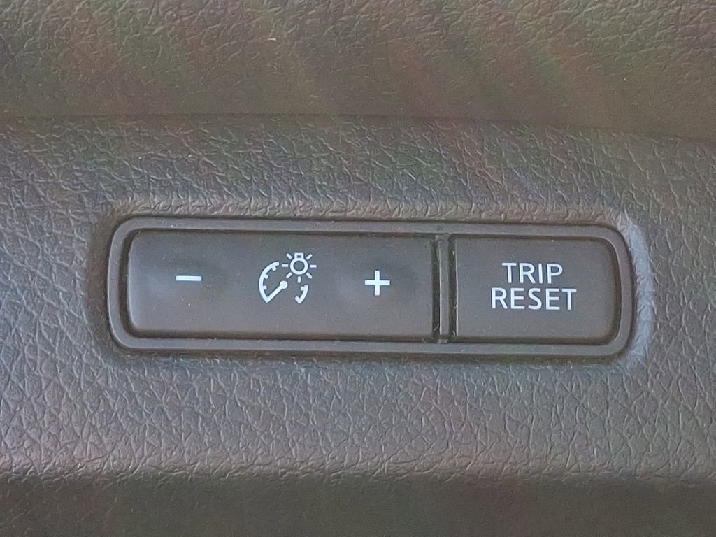 Used 2017 Nissan Altima 2.5 SR image 23