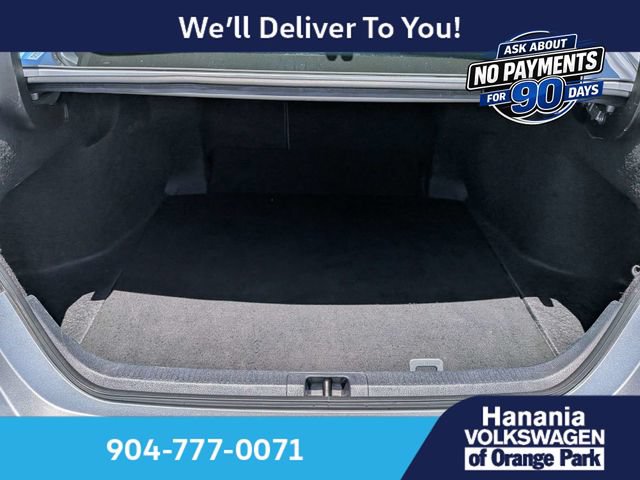 Used 2024 Toyota Camry XSE FWD image 11