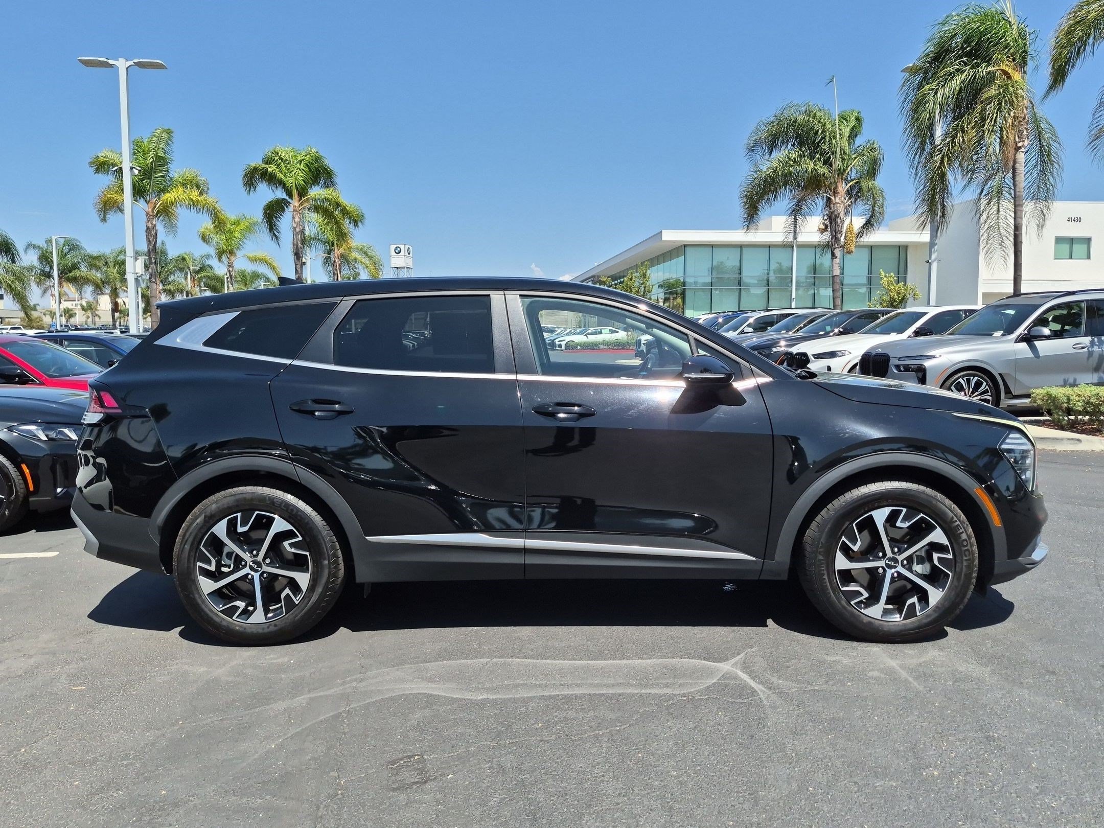 Used 2024 Kia Sportage EX FWD image 11