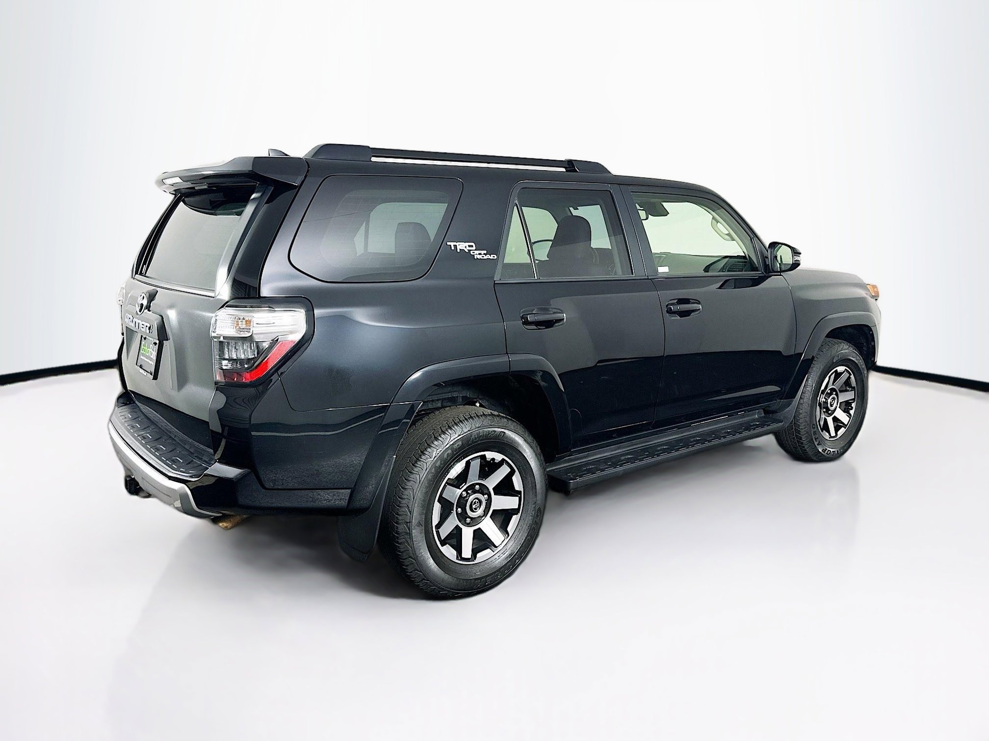 Used 2024 Toyota 4Runner TRD Off-Road Premium image 9