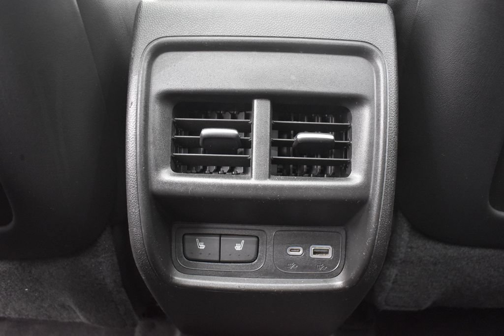 Used 2020 Cadillac XT4 Sport AWD/4WD image 32
