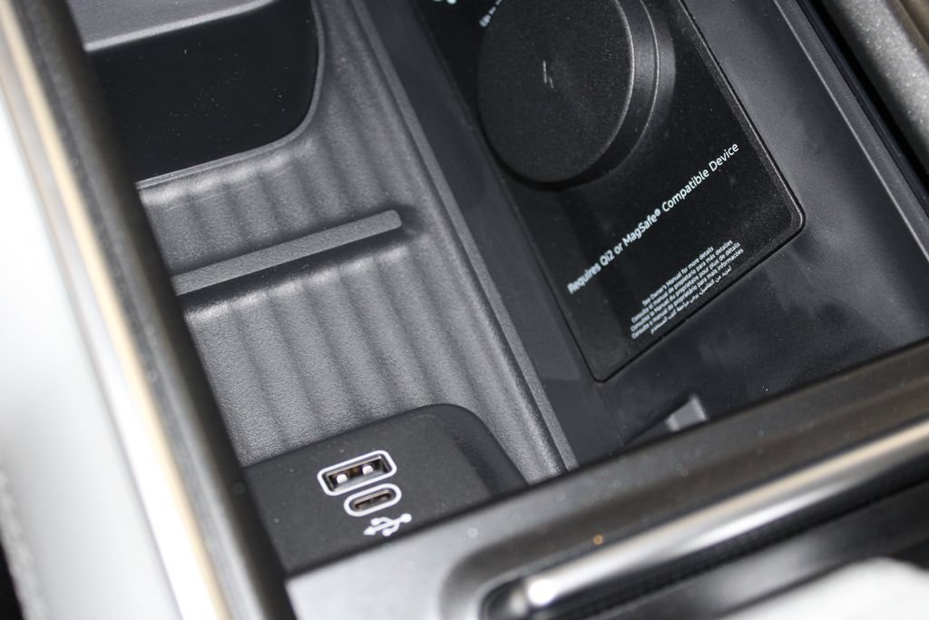 New 2027 Ford Expedition Platinum RWD image 48