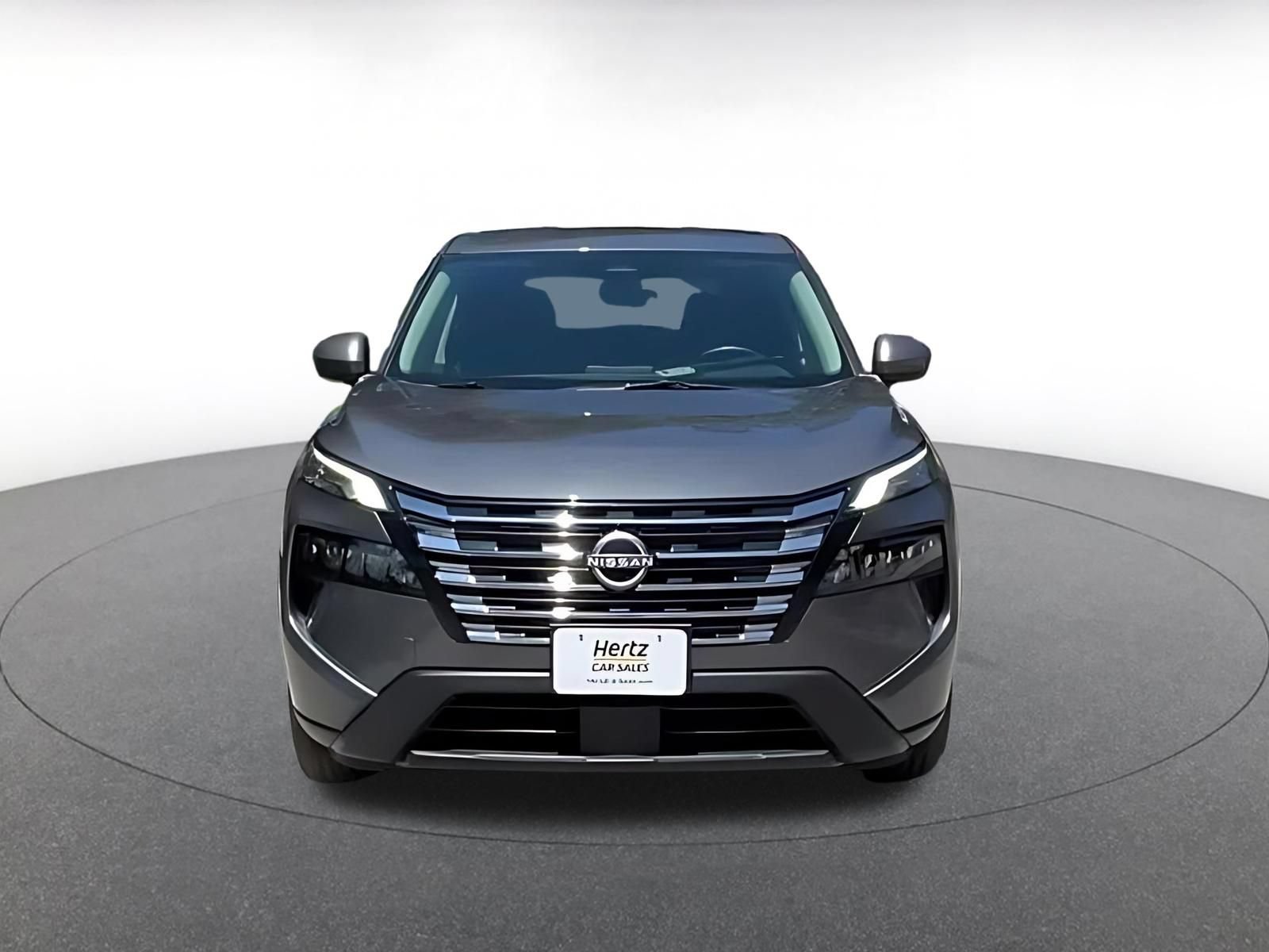 Used 2025 Nissan Rogue SV FWD image 3
