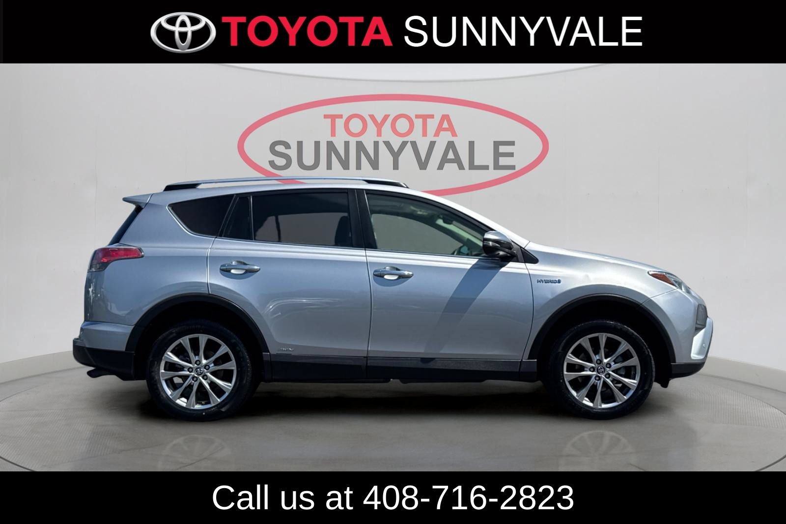 Used 2017 Toyota RAV4 Limited AWD/4WD image 10