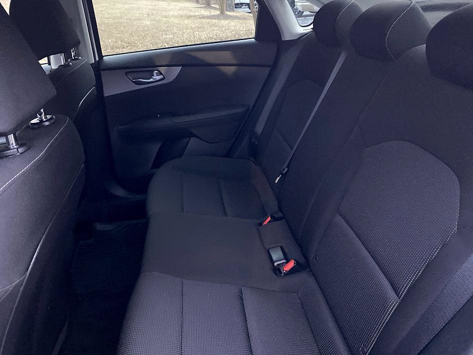 Used 2021 Kia Forte LXS image 17