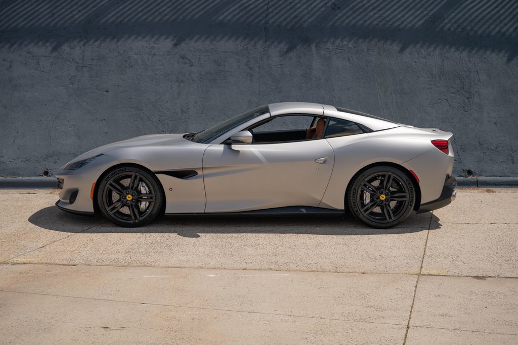 Certified 2019 Ferrari Portofino image 3