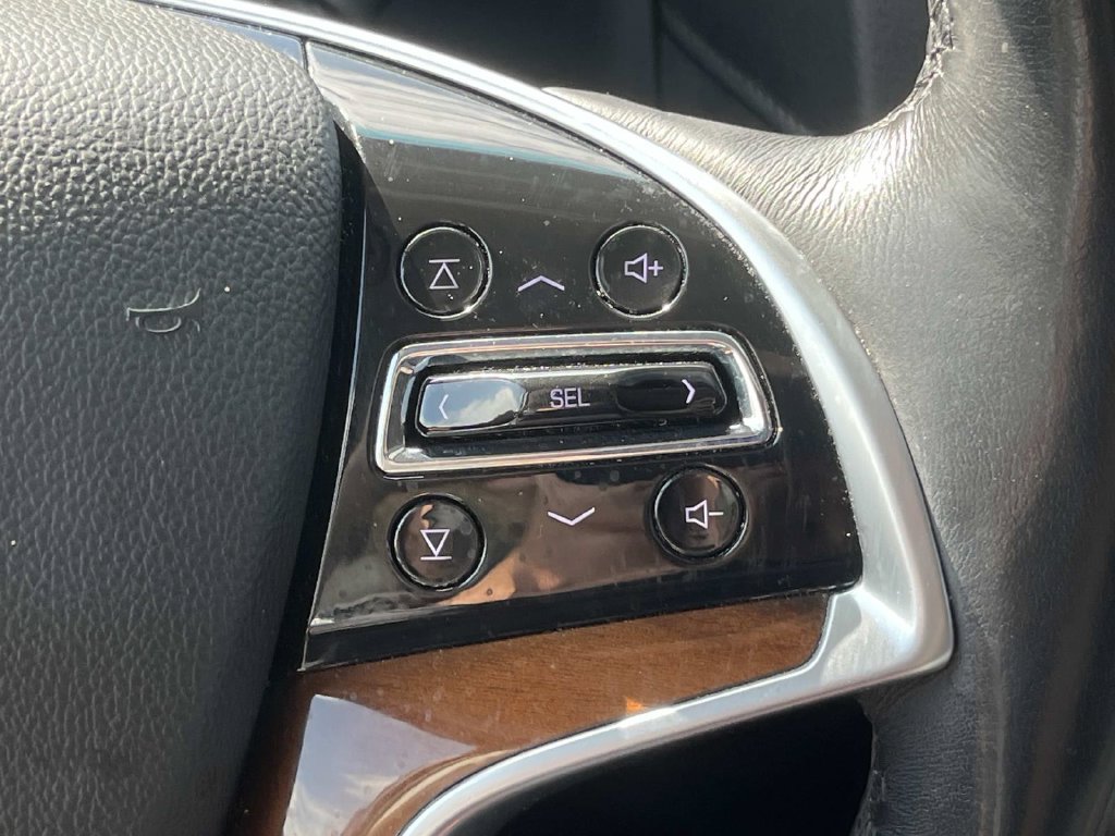 Used 2018 Cadillac Escalade ESV Premium Luxury AWD/4WD image 45