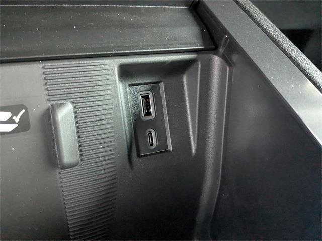 New 2026 GMC Hummer EV 4x4 Crew Cab image 22