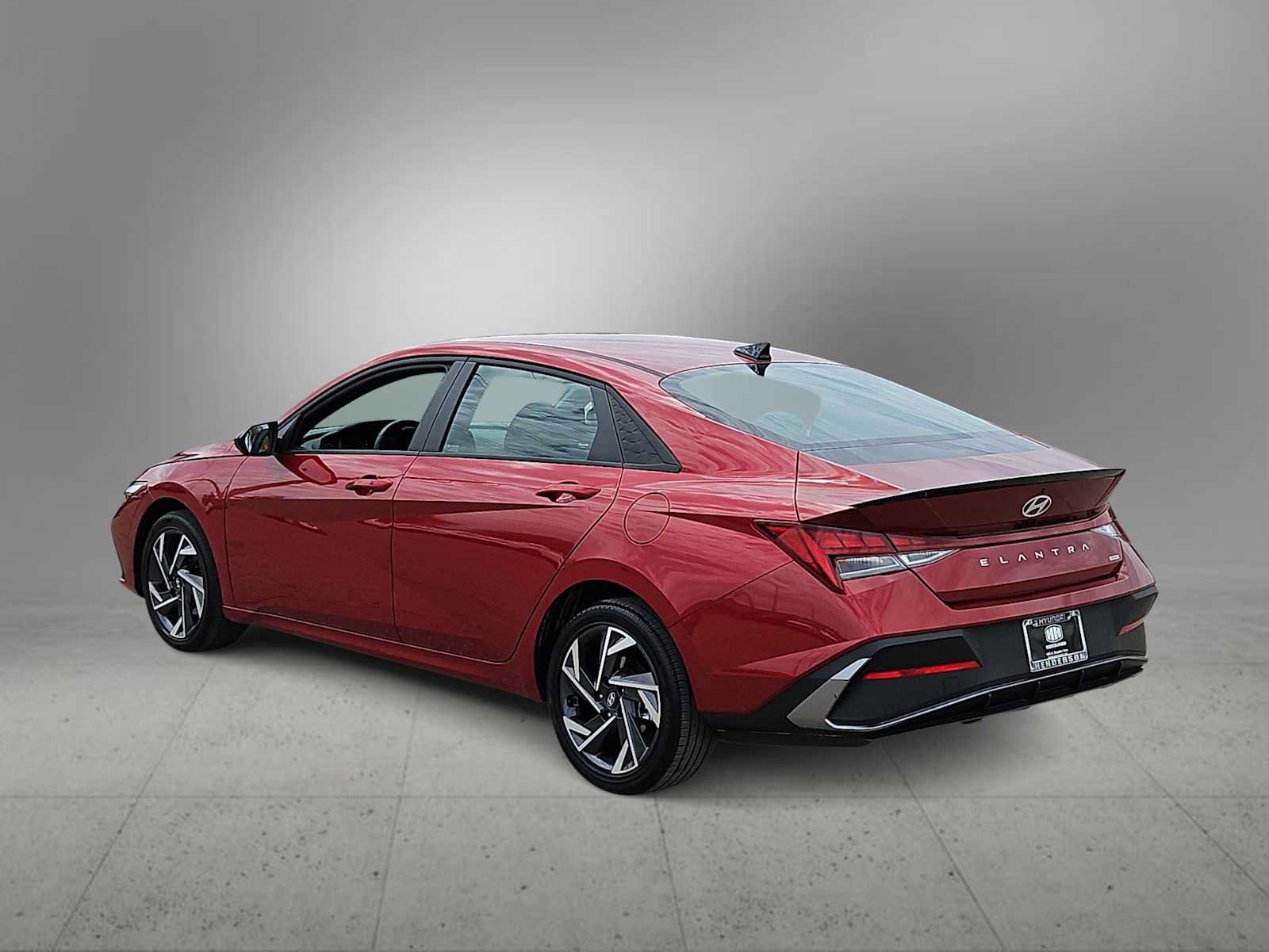 Used 2025 Hyundai Elantra Hybrid FWD image 6