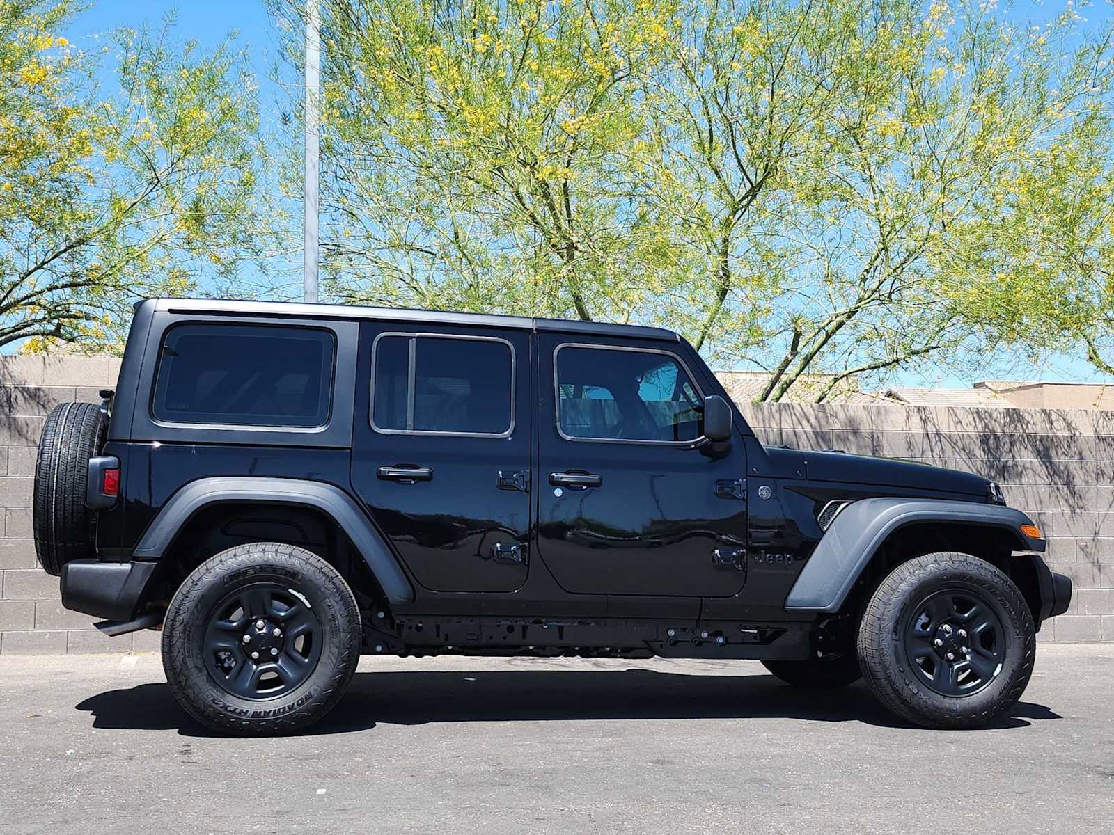 New 2026 Jeep Wrangler Sport AWD/4WD image 10