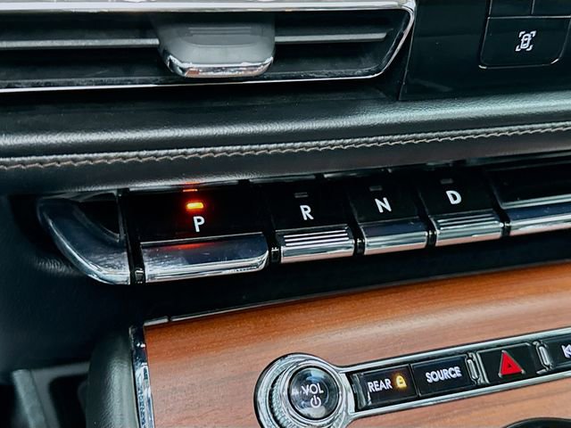 Used 2022 Lincoln Aviator Reserve w/ Elements Package Plus image 17