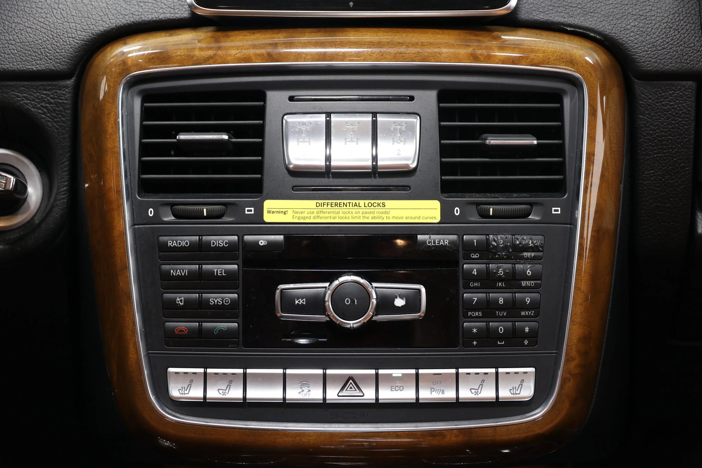 Used 2013 Mercedes-Benz G 63 AMG 4MATIC image 33