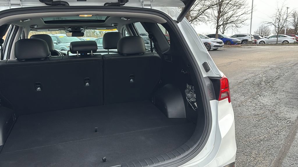 Used 2023 Hyundai Santa Fe SEL w/ Premium Package image 33