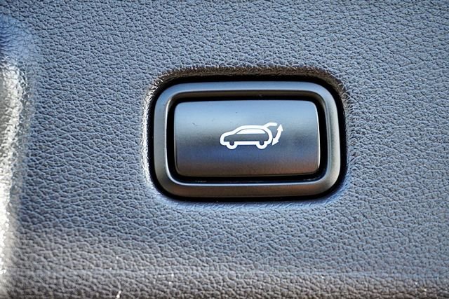 Used 2025 Hyundai Palisade SEL image 14