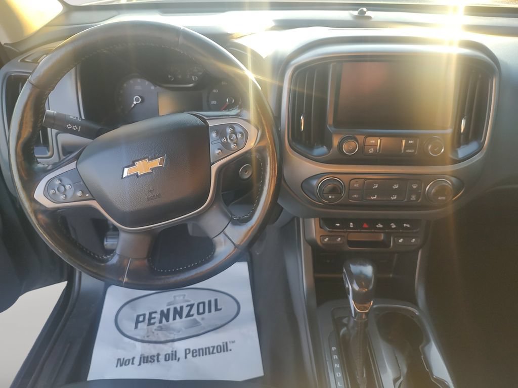 Used 2022 Chevrolet Colorado Z71 AWD/4WD image 10