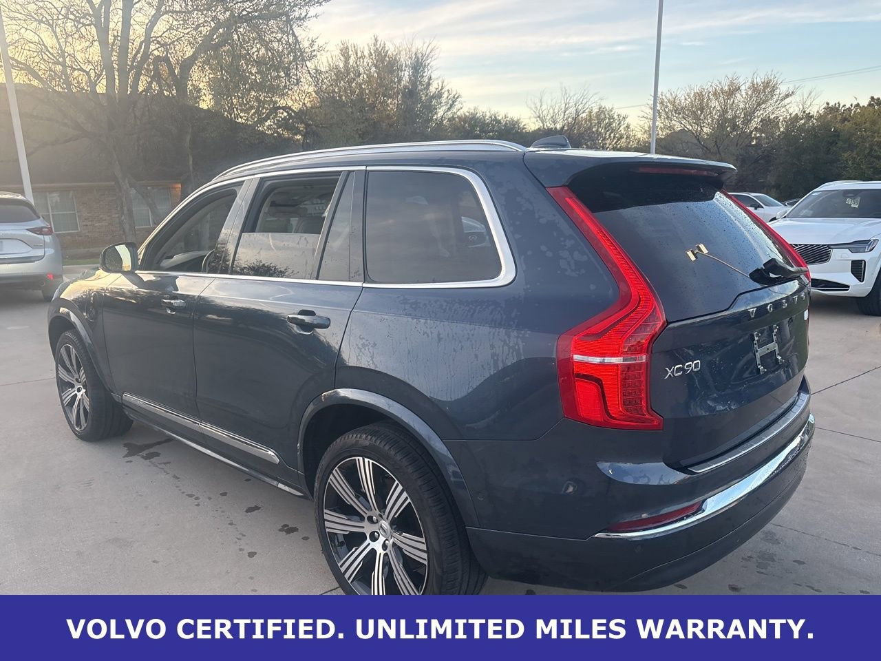 Certified 2024 Volvo XC90 T8 Ultimate w/ Protection Package Premier image 7