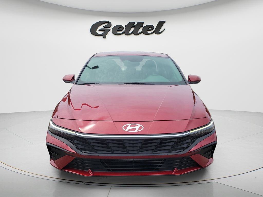 Used 2024 Hyundai Elantra SE FWD video 2