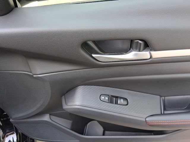 New 2026 Nissan Altima 2.5 SR w/ SR Midnight Edition Package FWD image 21