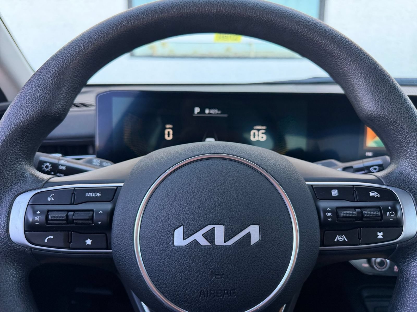 Used 2025 Kia K5 LXS FWD image 26