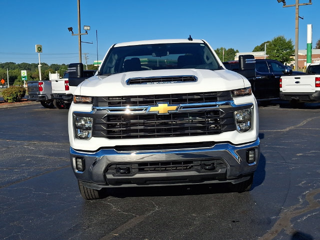 Used 2025 Chevrolet Silverado 2500 LT w/ Convenience Package AWD/4WD image 2