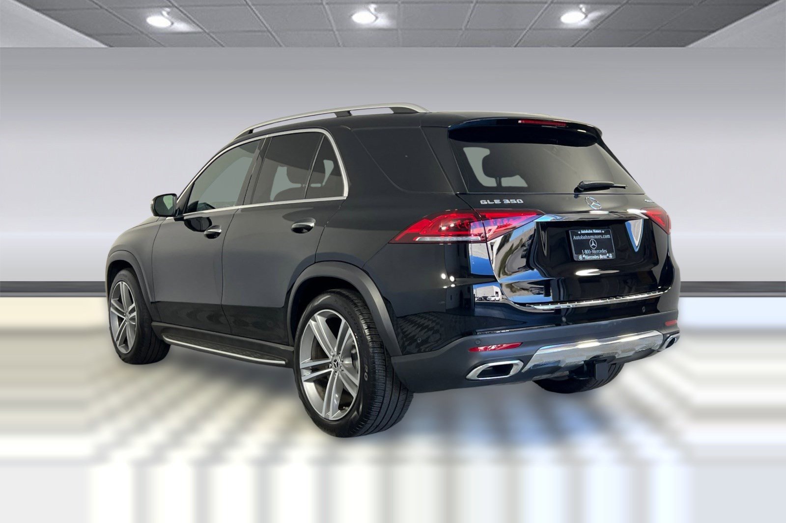 Used 2022 Mercedes-Benz GLE 350 4MATIC image 3