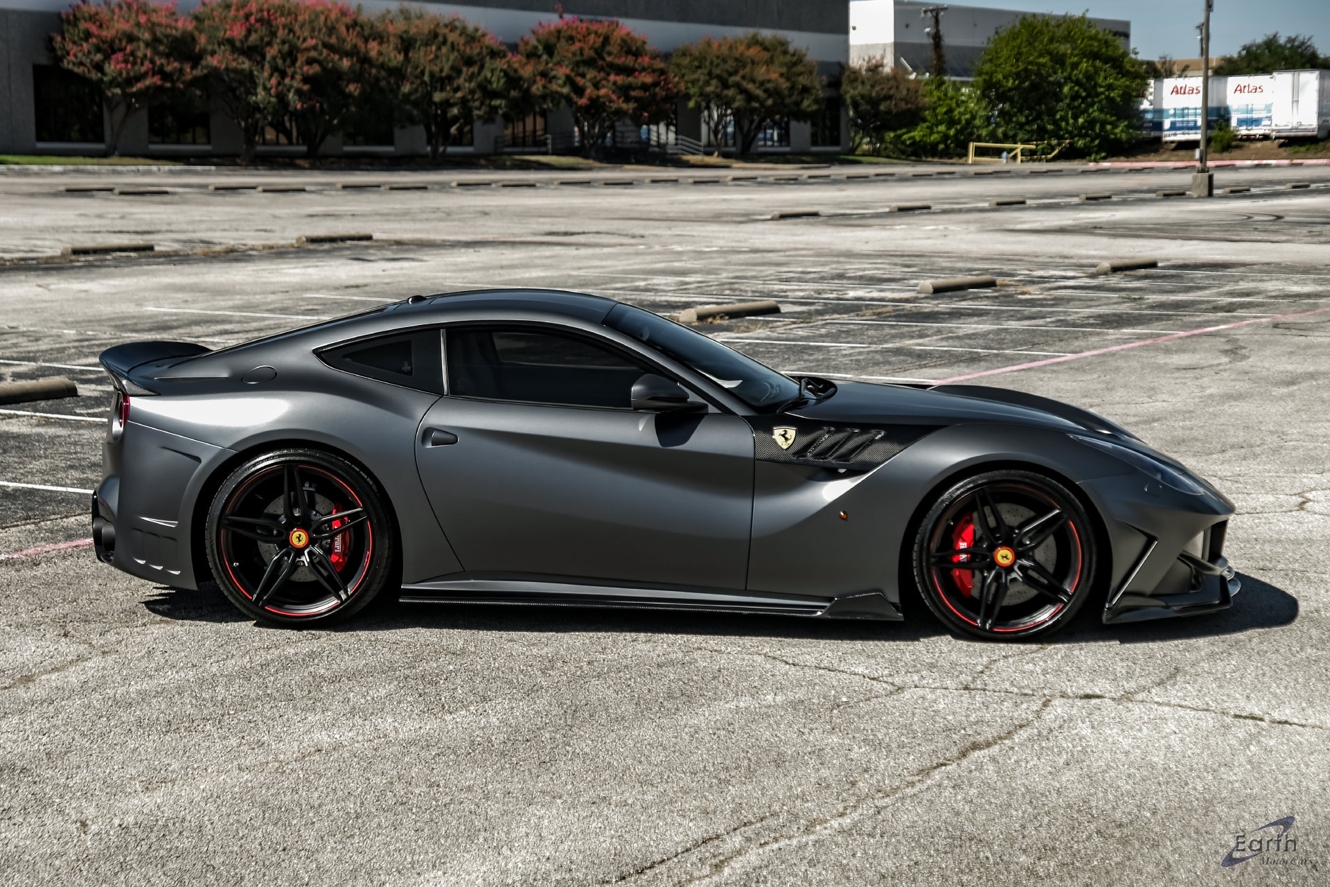 Used 2014 Ferrari F12 Berlinetta RWD image 28