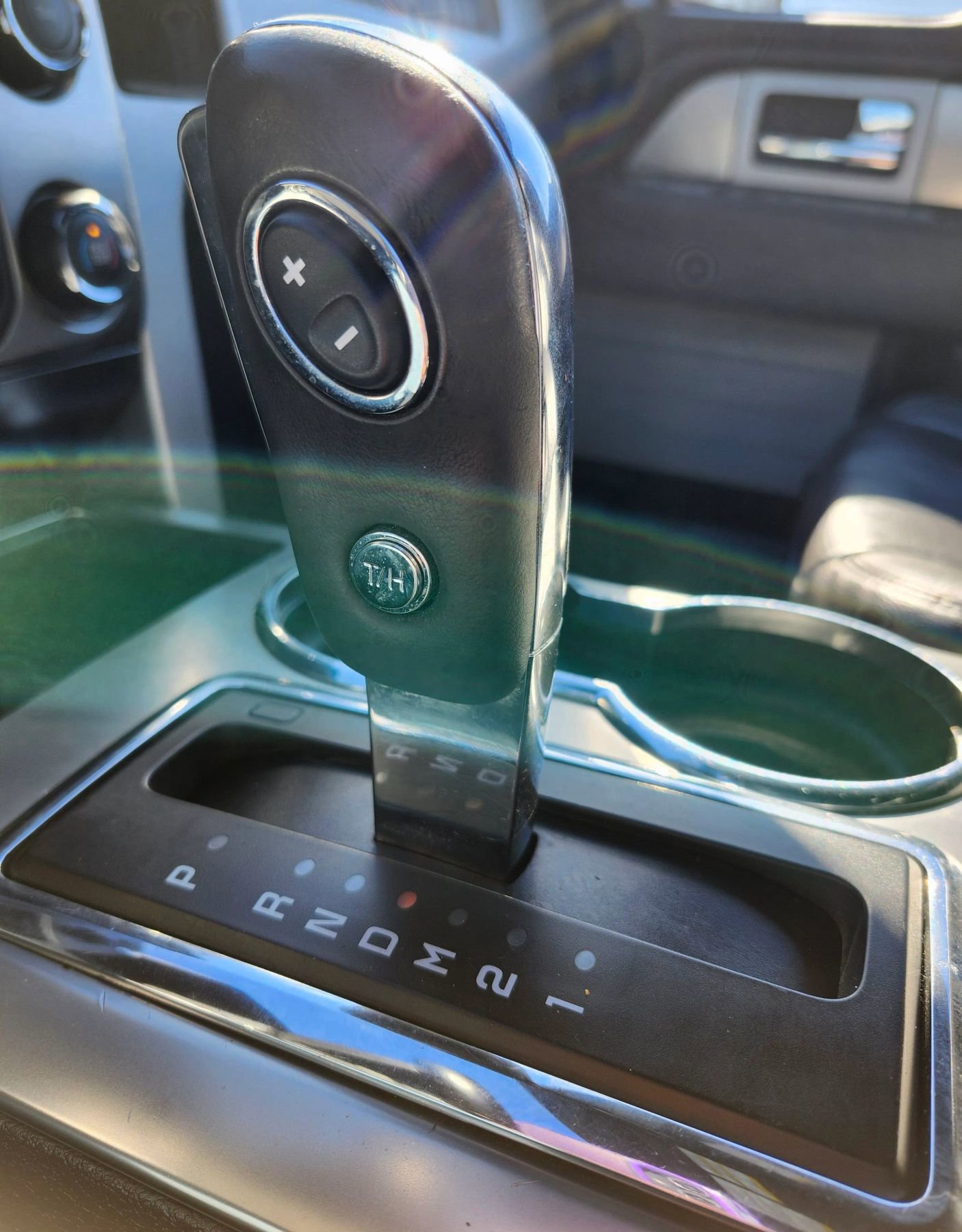 Used 2014 Ford F150 FX4 w/ Equipment Group 402A Luxury image 37