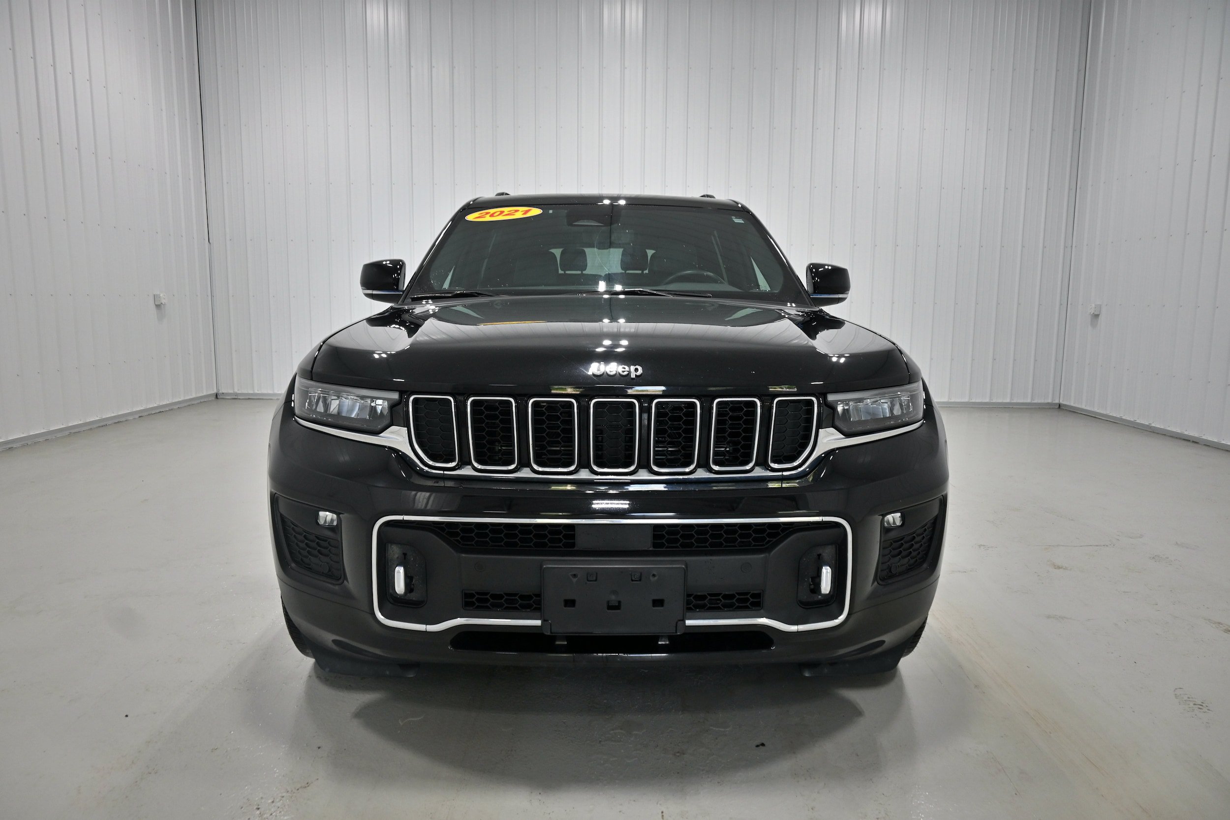 Used 2021 Jeep Grand Cherokee L Overland w/ Luxury Tech Group IV AWD/4WD image 26