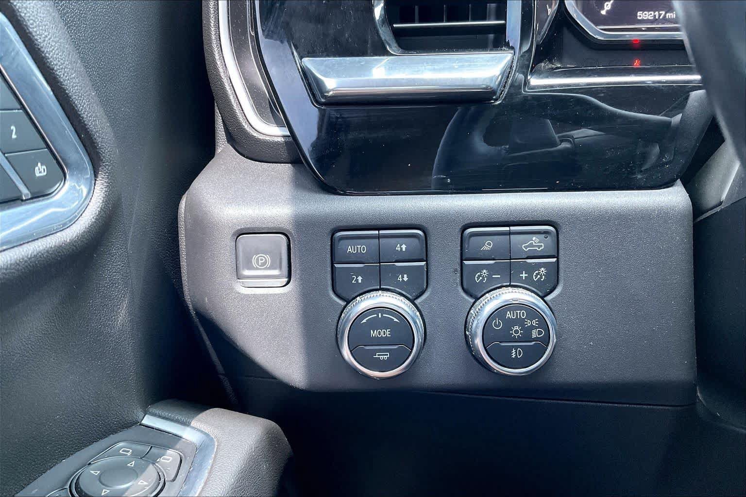 Used 2022 GMC Sierra 1500 SLT w/ SLT Premium Plus Package AWD/4WD image 34
