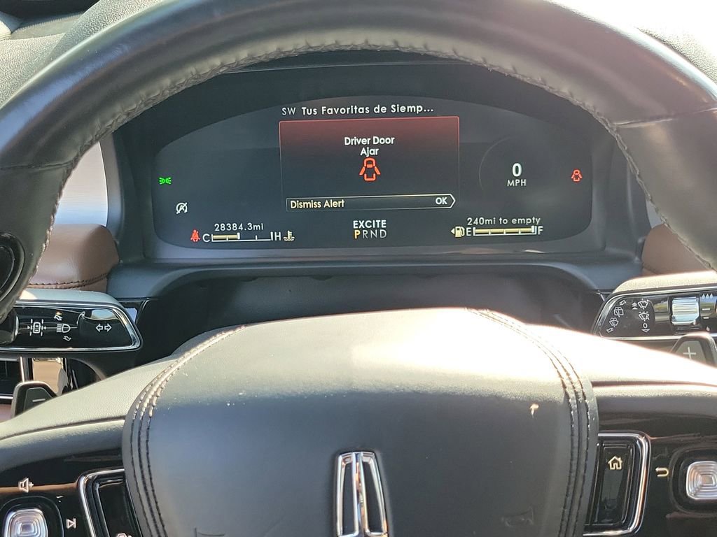 Certified 2022 Lincoln Aviator Reserve w/ Equipment Group 201A image 24