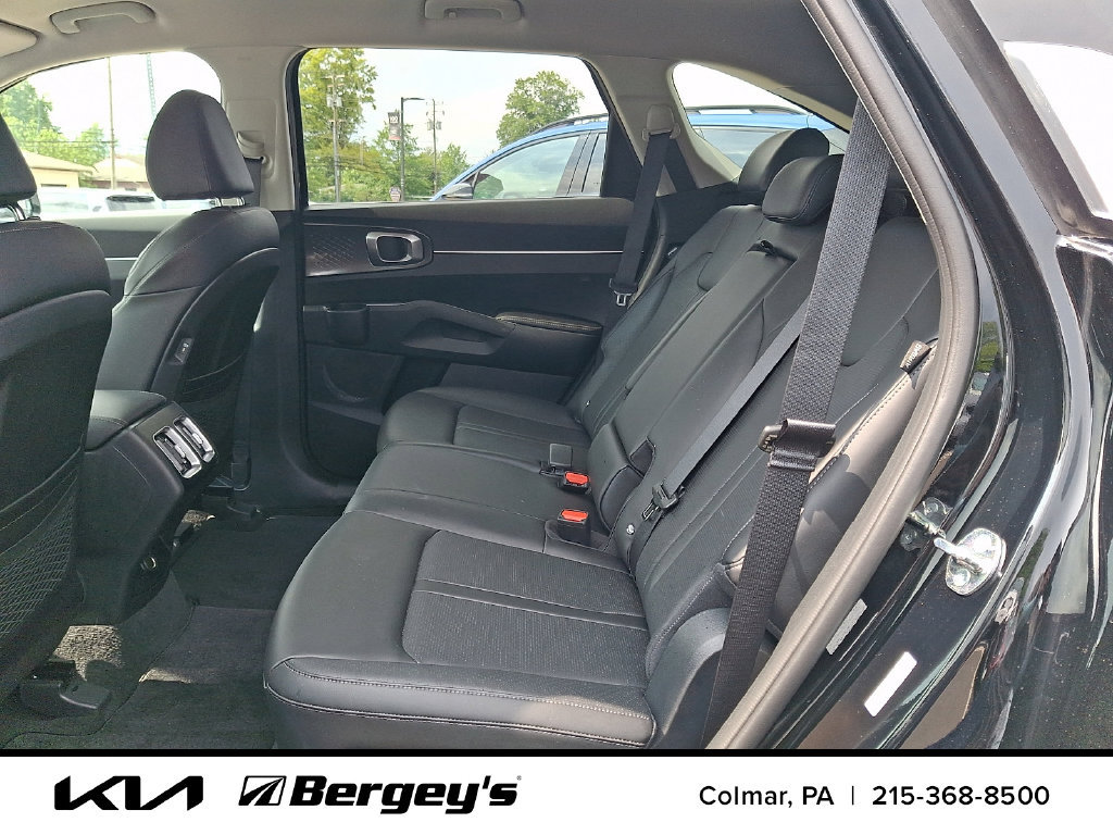 Certified 2026 Kia Sorento EX AWD/4WD image 12