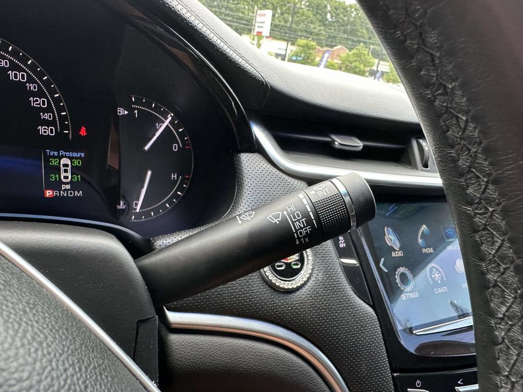 Used 2017 Cadillac XTS Luxury AWD/4WD image 28