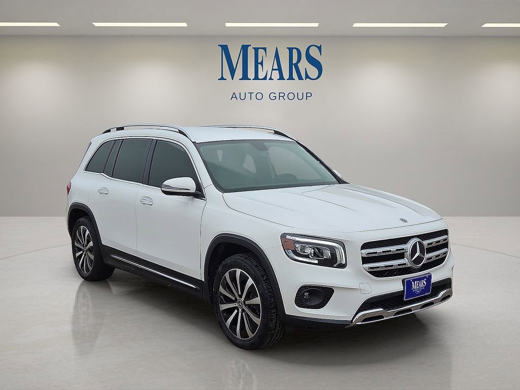 Used 2021 Mercedes-Benz GLB 250 w/ Premium Package image 7